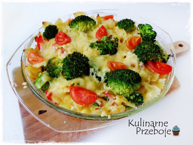 Zapiekanka makaronowa z warzywami i mozzarellą wg Pascala